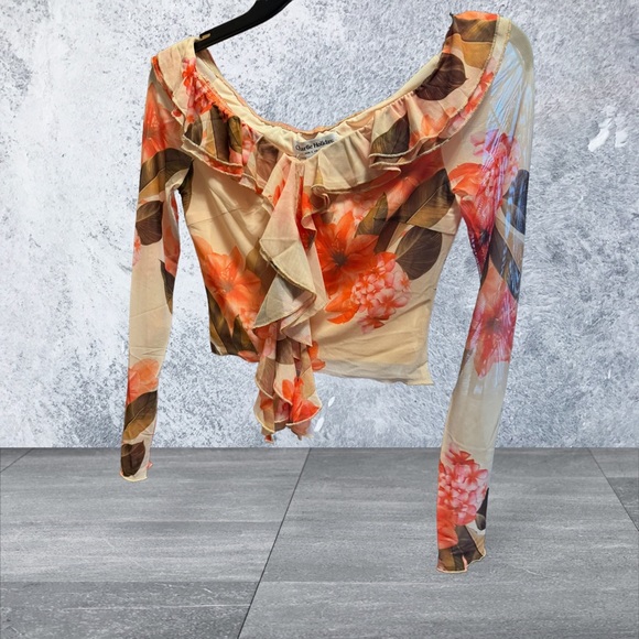 Charlie Holiday Alexandra Crop Rustic Floral Top NWT.  TOP ONLY - Picture 3 of 3